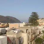 Attico In Centro Con Vista Mare E Monti! Lejlighed Marina (Lipari)