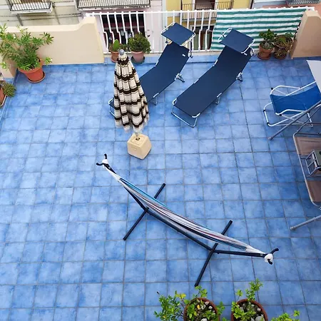 Attico In Centro Con Vista Mare E Monti!