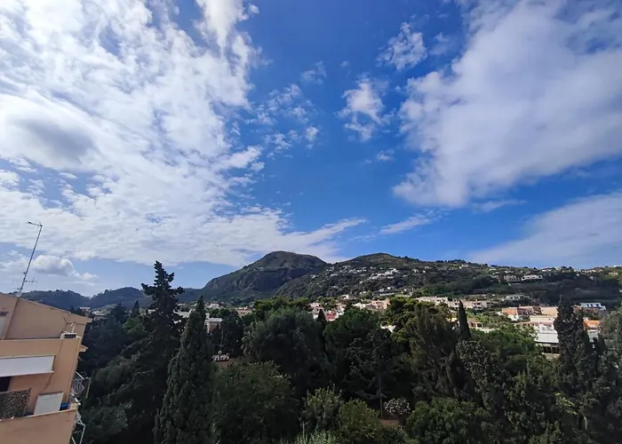 Attico In Centro Con Vista Mare E Monti! *